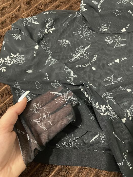 Топ сітка з імітацією тату