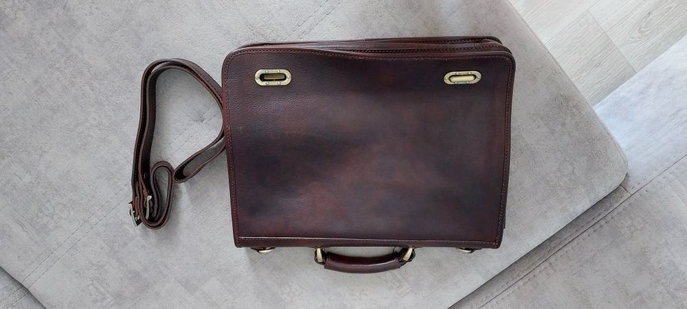 Портфель Vera Pelle из натуральной кожи