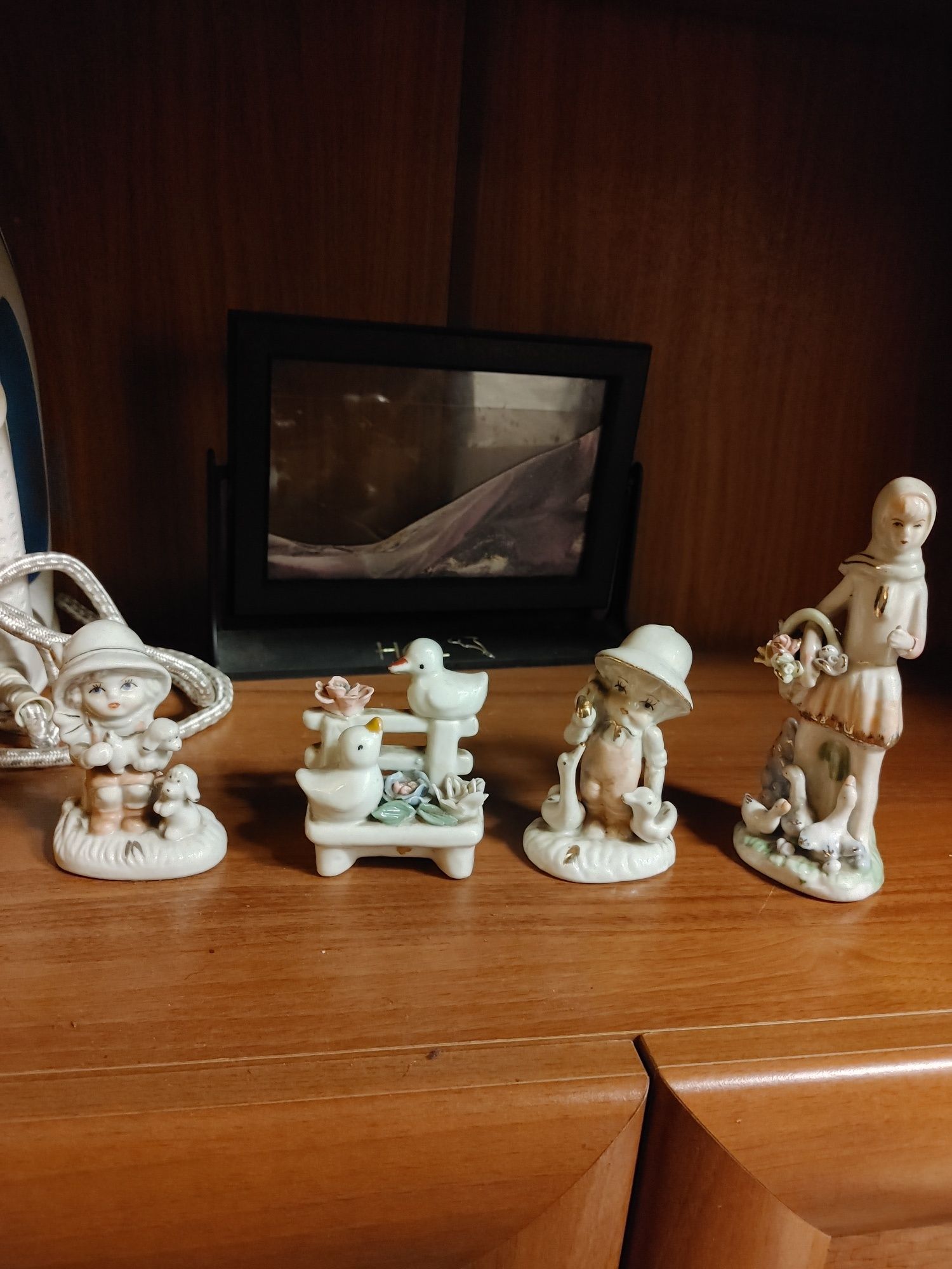Wazony i figurki porcelana