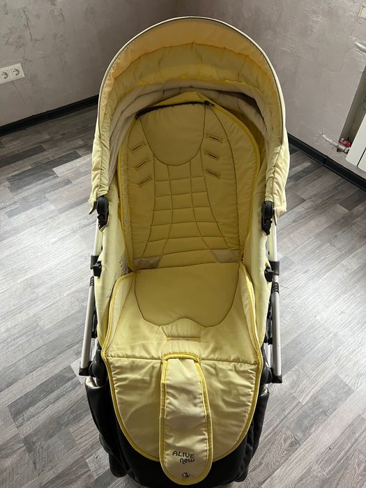 —Продам— коляску