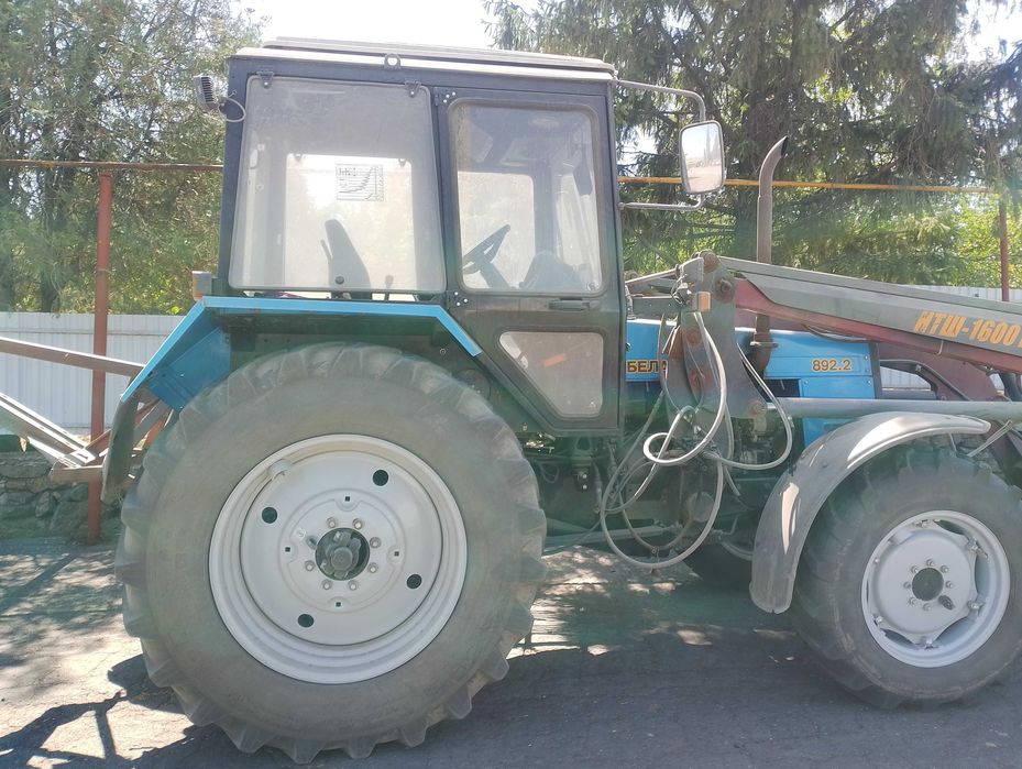Продаєця МТЗ 892.2