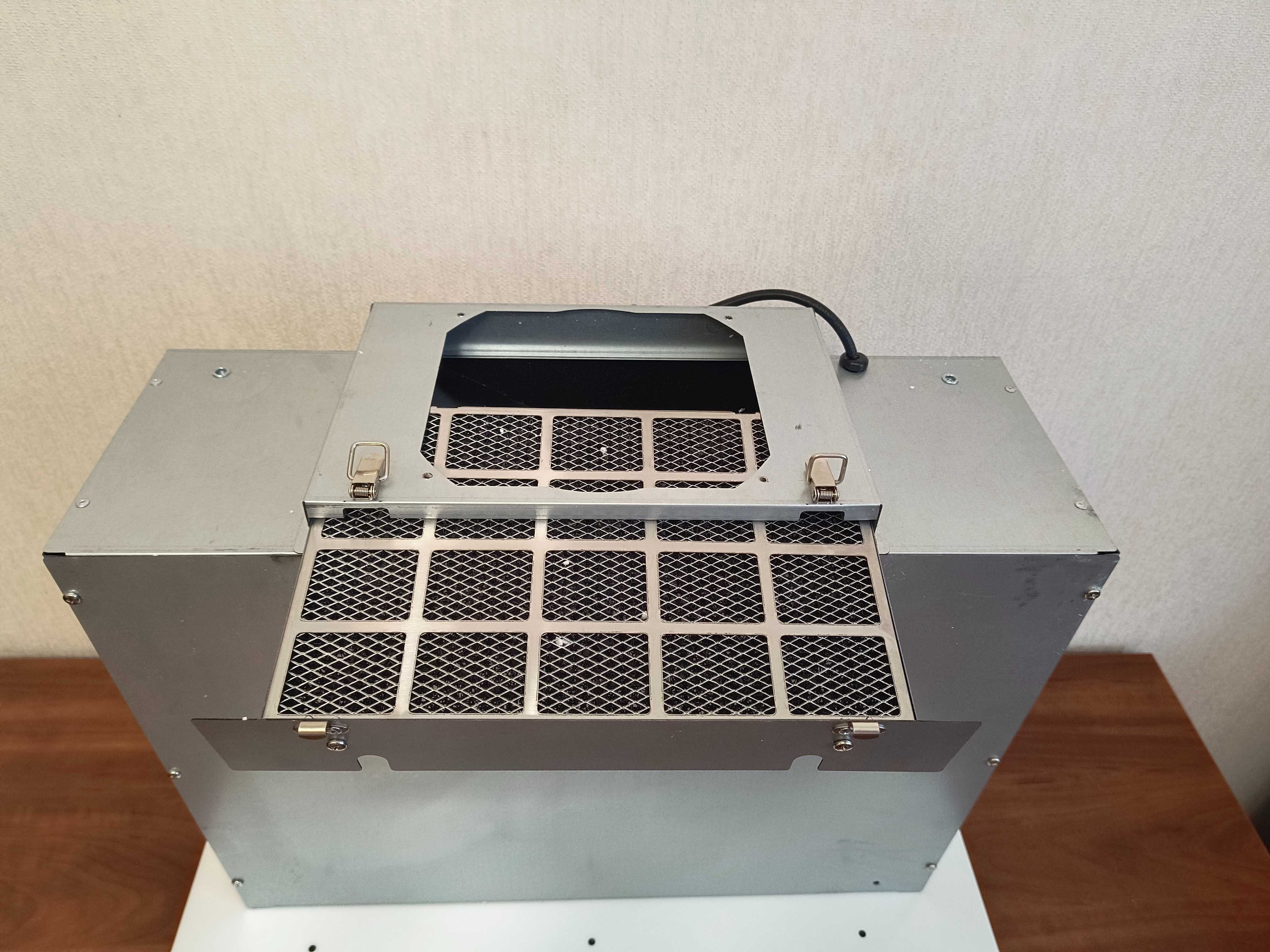 Кухонна витяжка Klarstein 60 см, 650 м³/ч, Німеччина