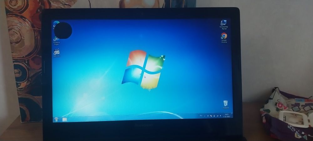 Ноутбук Lenovo g50-30
