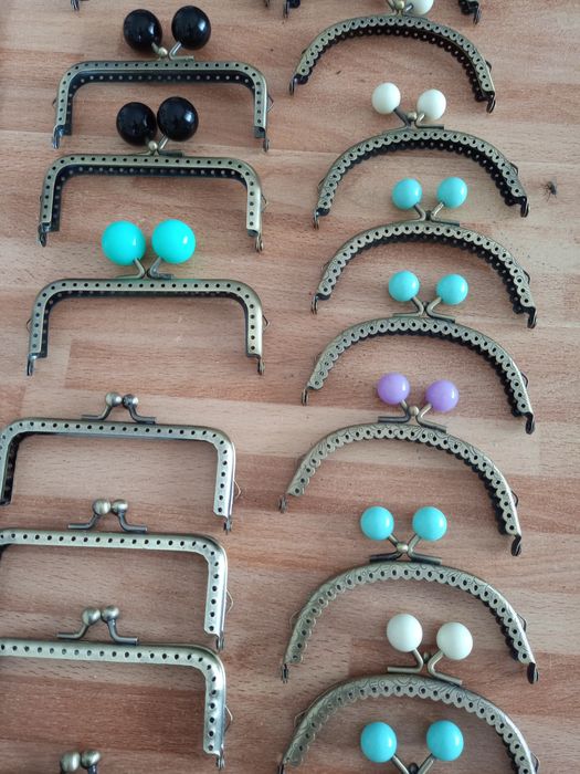 Fechos para carteirinhas