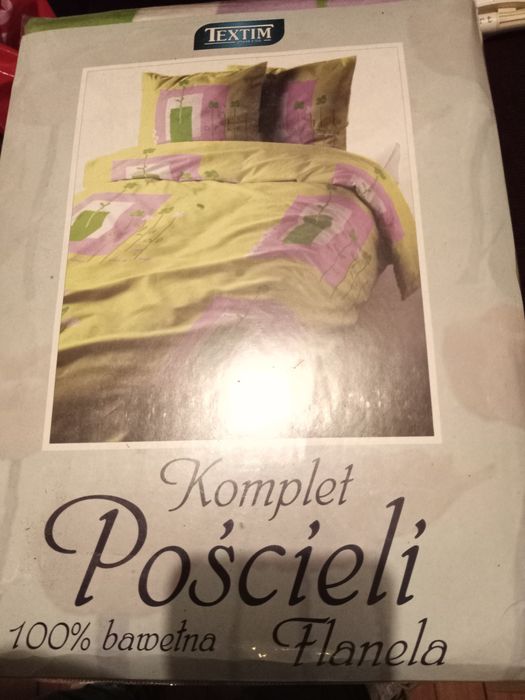 Komplet pościeli.