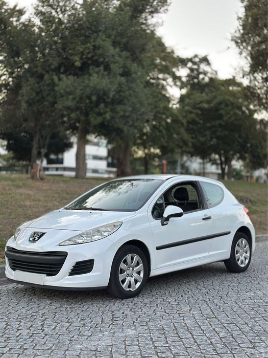 Peugeot 207 1.4 HDi (2010)