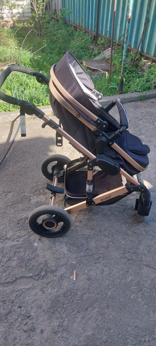 Продам коляску 2 в 1