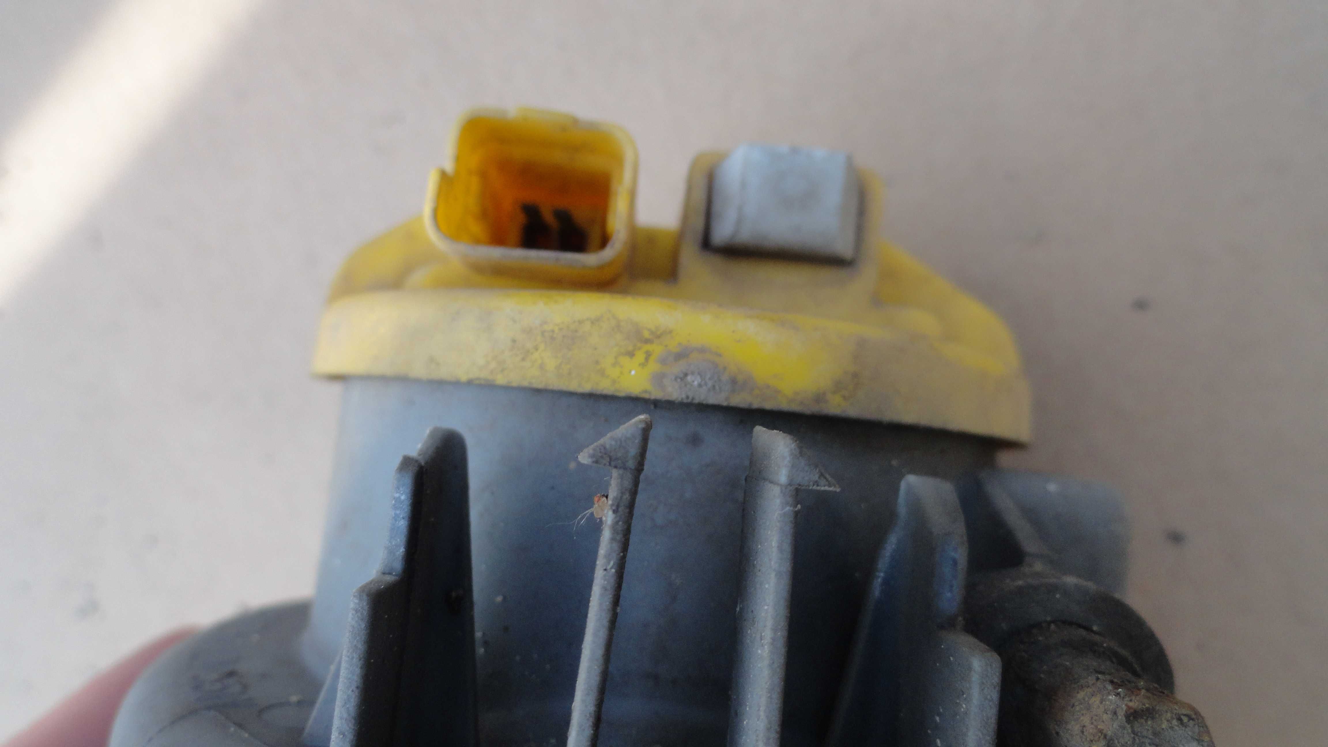 Halogen Citroen C3 Prawy -strona pasażera s.bdb przeciwmgielna prawa