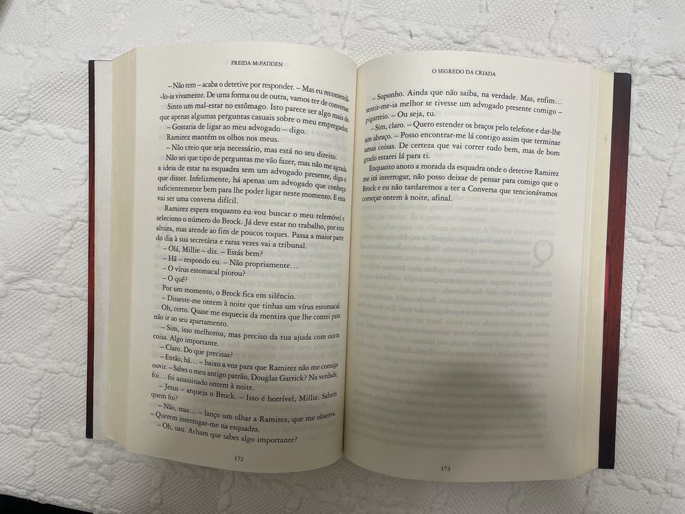Livro “O Segredo da Criada”