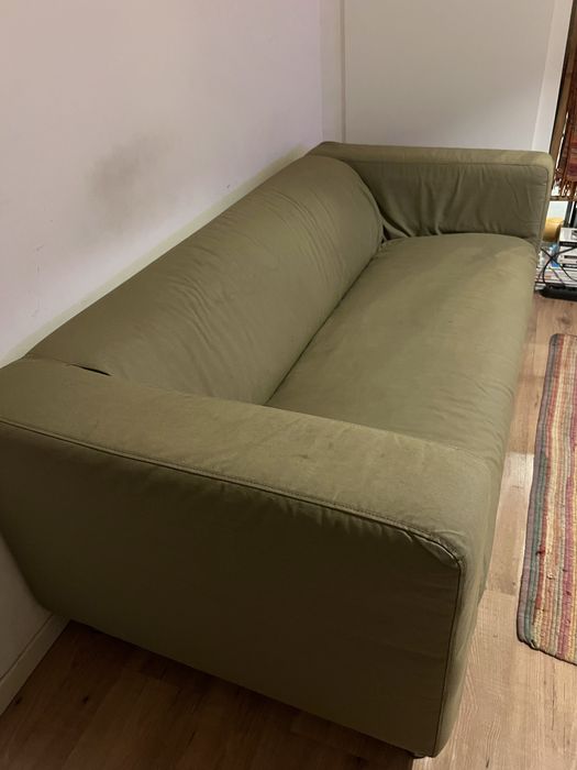 Sofá 2 lugares Ikea modelo Klippan