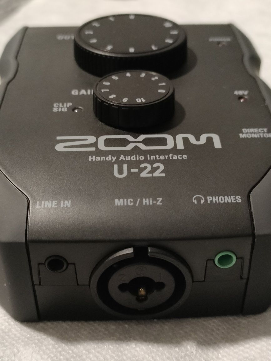 Interface de áudio ZOOM U22
