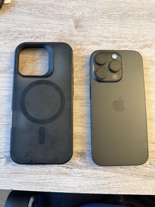Iphone 16 pro 128 czarny gwarancja