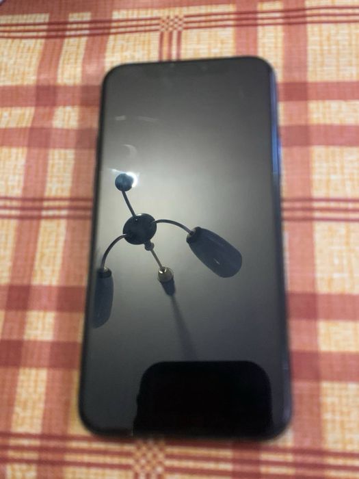 Продам телефон, айфон 11 Про