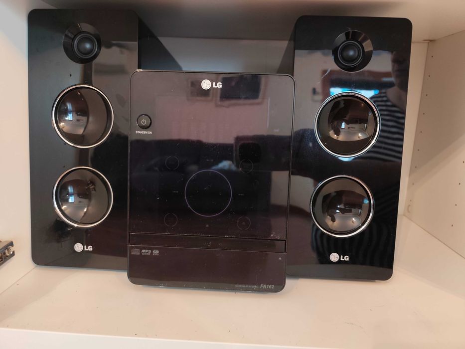 Sistema de som LG FA162
