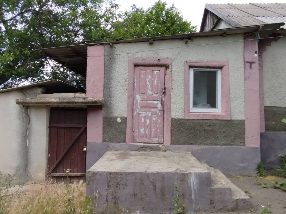 Продам будинок  в смт Миколаївка Одеська область