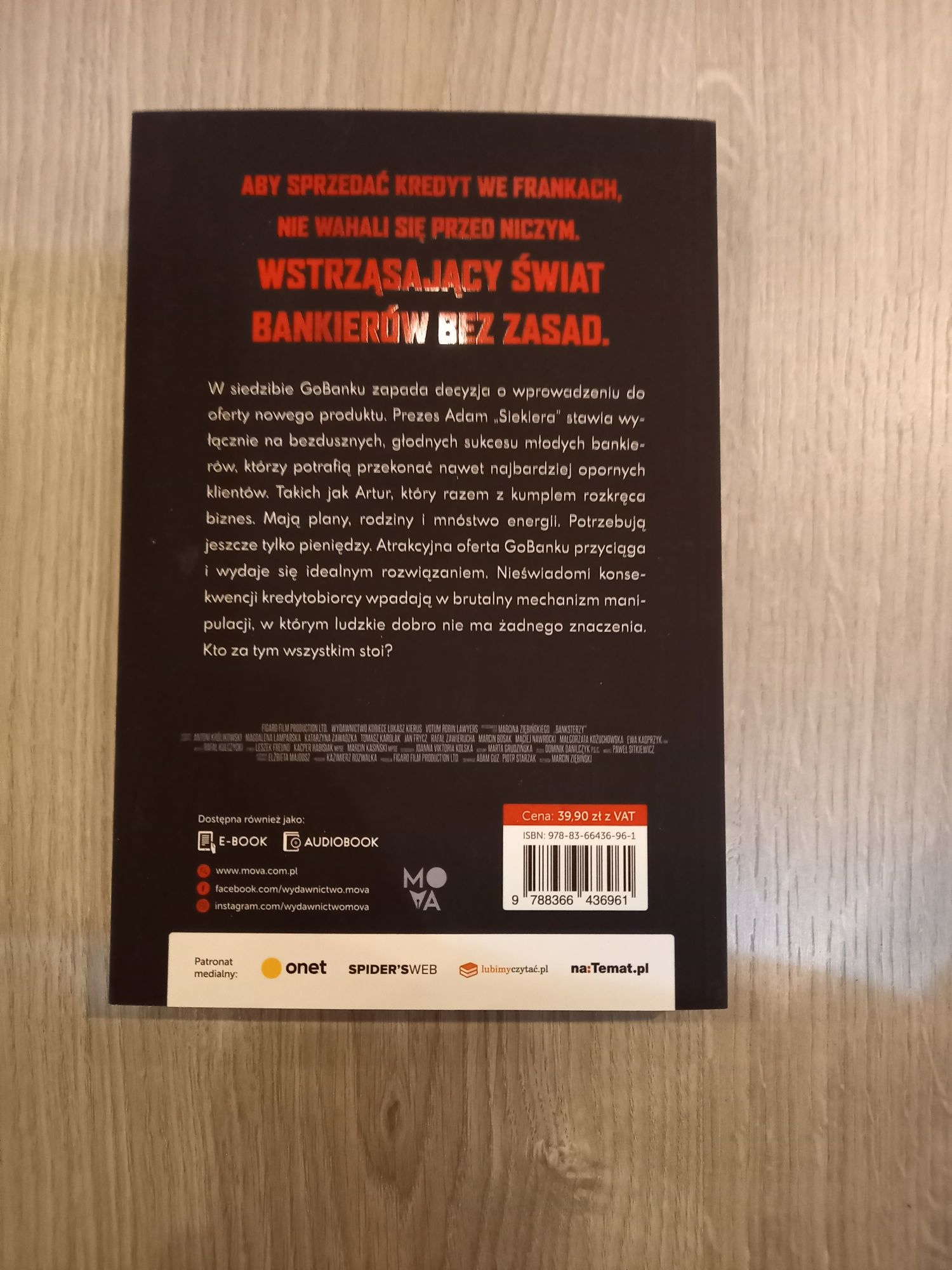 Nowa książka Banksterzy Wrocław Psie Pole
Stan bardzo dobry, widoczny