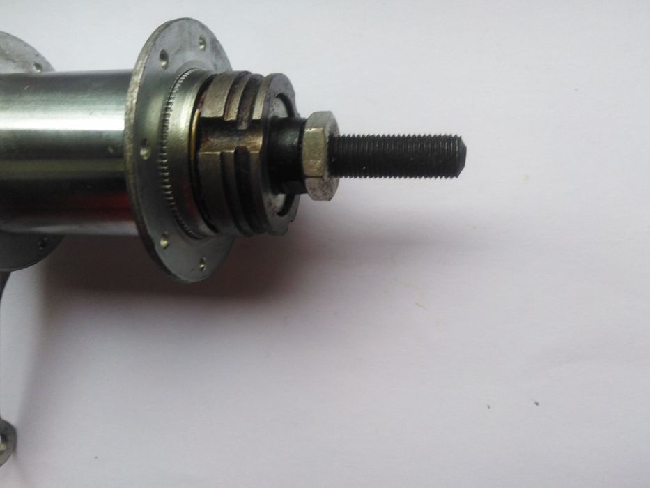 Piasta tylna z hamulcem 16 otworów