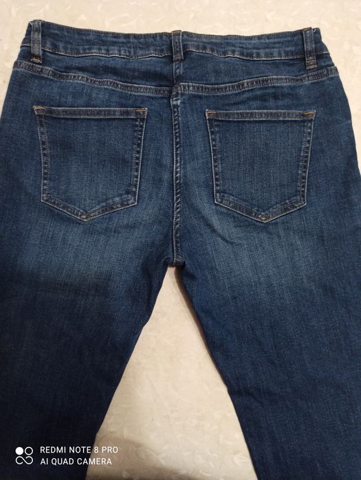 Джинси в гарному стані