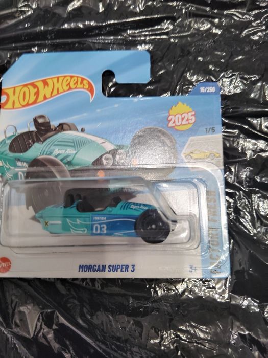 Auto hot wheels nowe