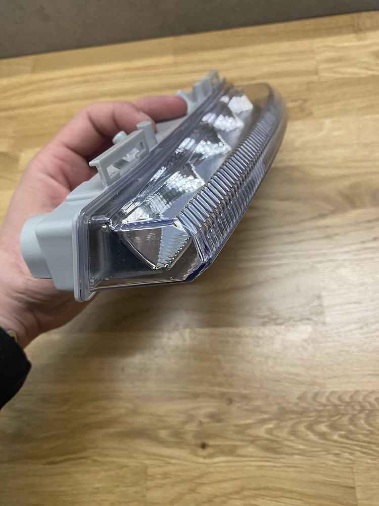 Światla lampy DRL Mercedes W204/W212/R172