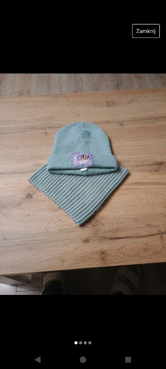 Komplet czapka + komin