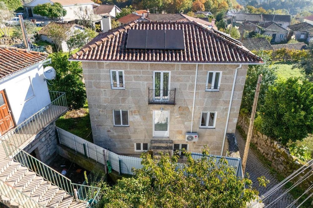 Moradia Isolada em Fataunços | Piscina | Vista Serra