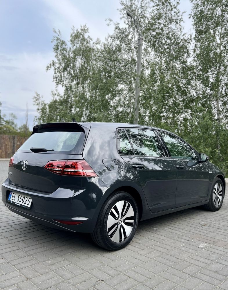 Volkswagen E-Golf 2015рік, 24 kWh, Comfort-line, Urano grey