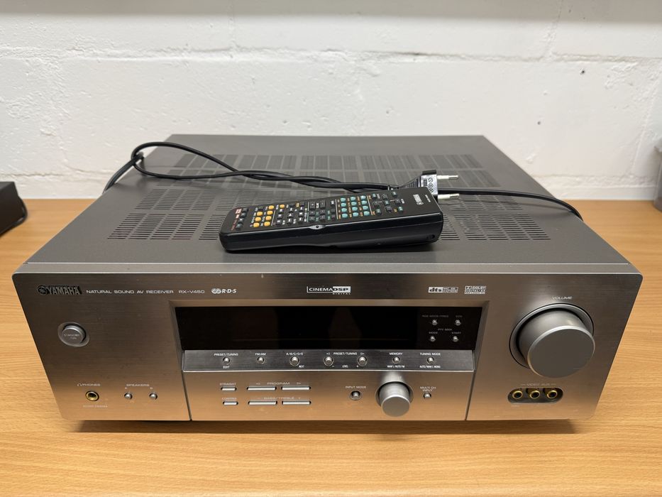 Amplituner kina domowego Yamaha RX-V450
