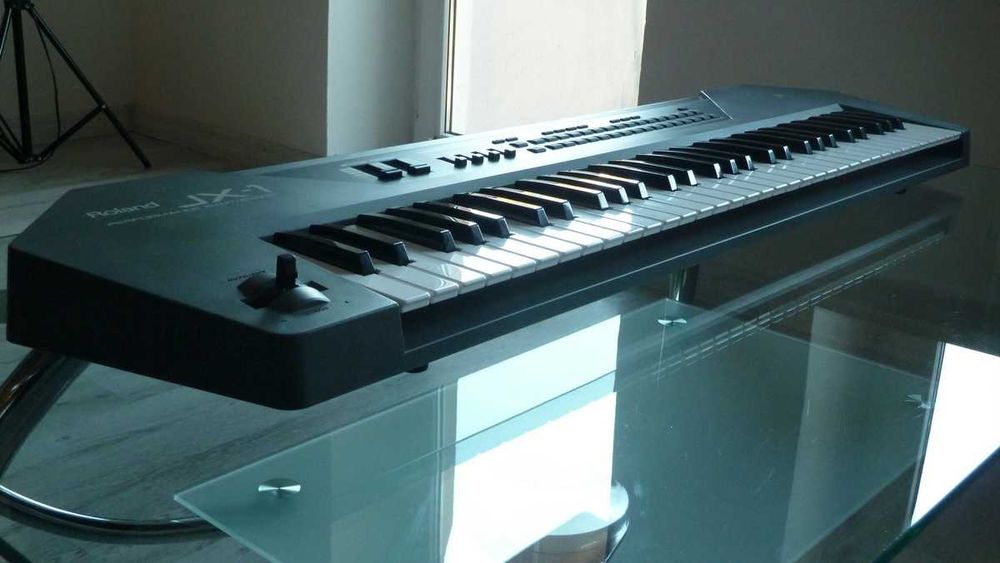 Syntezator ROLAND JX-1 - 1991 r. (oryg. futerał) - STAN KOLEKCJONERSKI