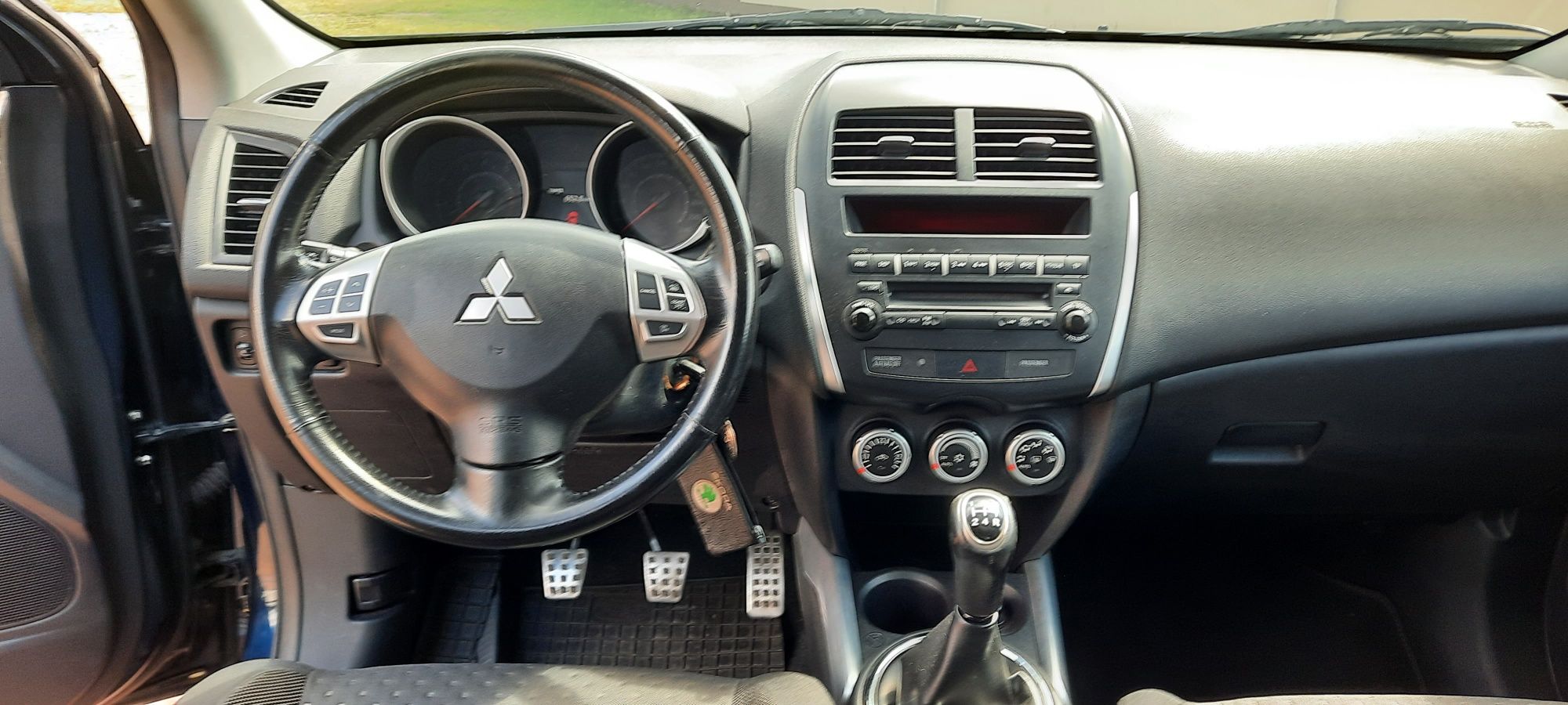 Mitsubishi ASX 1.6  2010r.  przebieg 97,500 km