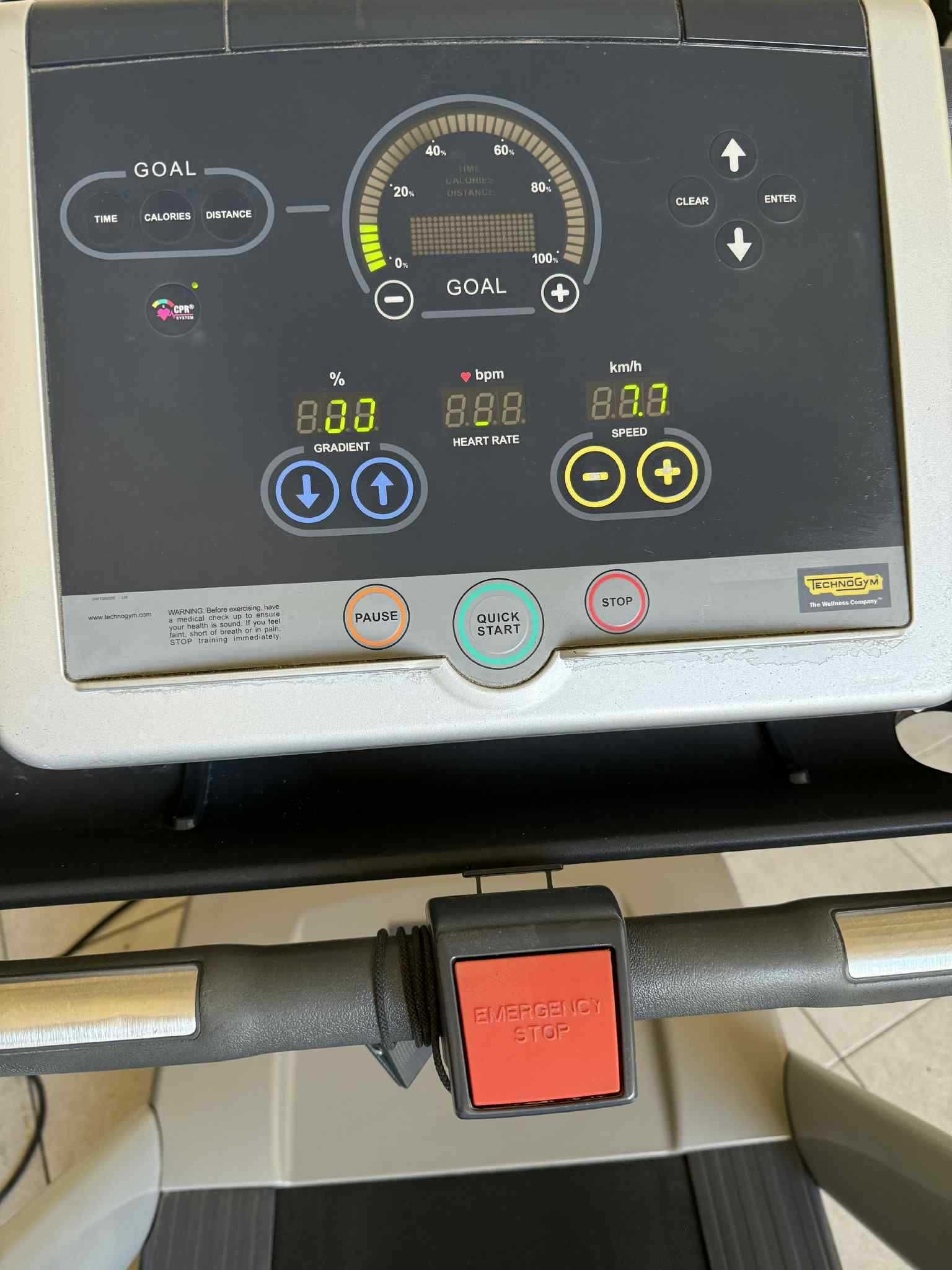 Bieżnia Technogym Run 500 stan bardzo dobry