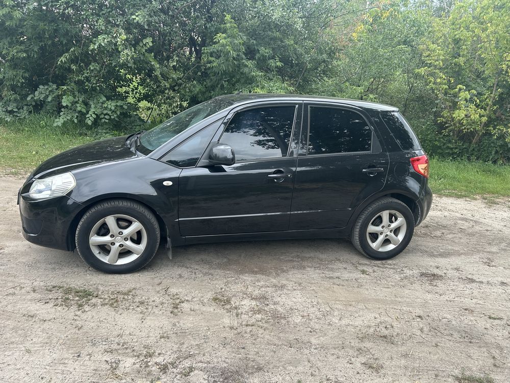 Продам Suzuki SX4