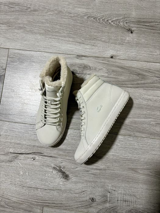 Lacoste жіночі утеплені кросівки 36 розмір