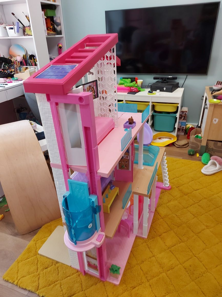 Barbie Dream House Domek Winda Basen Zjeżdżalnia Łazienka Kuchnia Duży