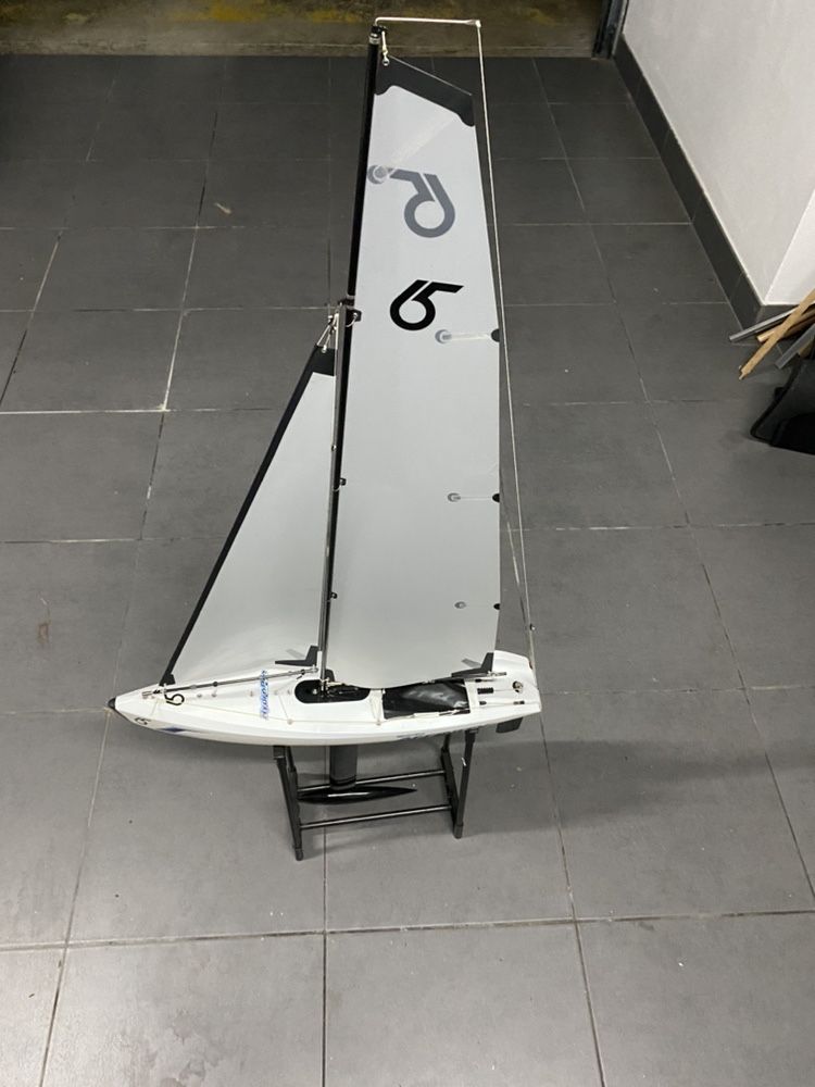 Barco Veleiro rc rg65