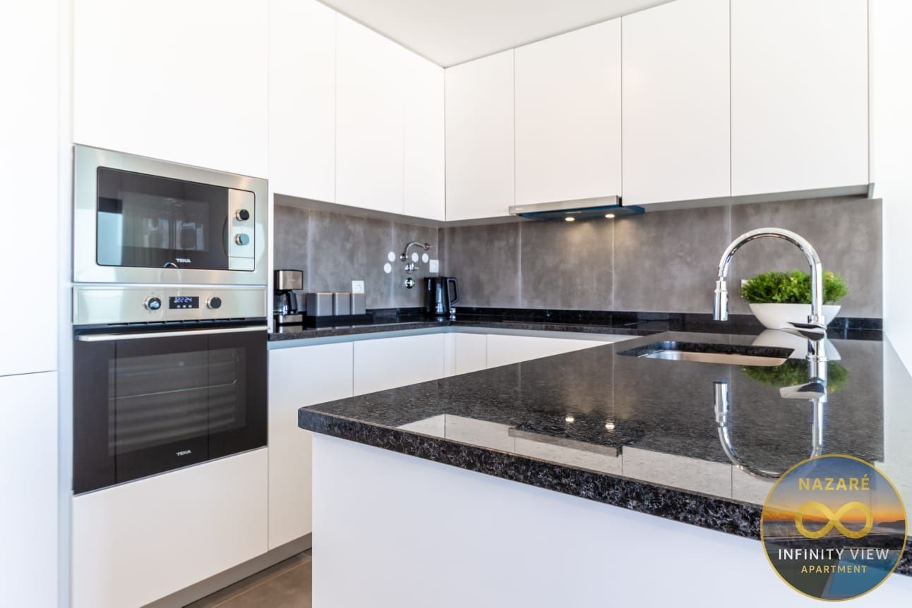 Apartamento T2 c/piscina Nazaré