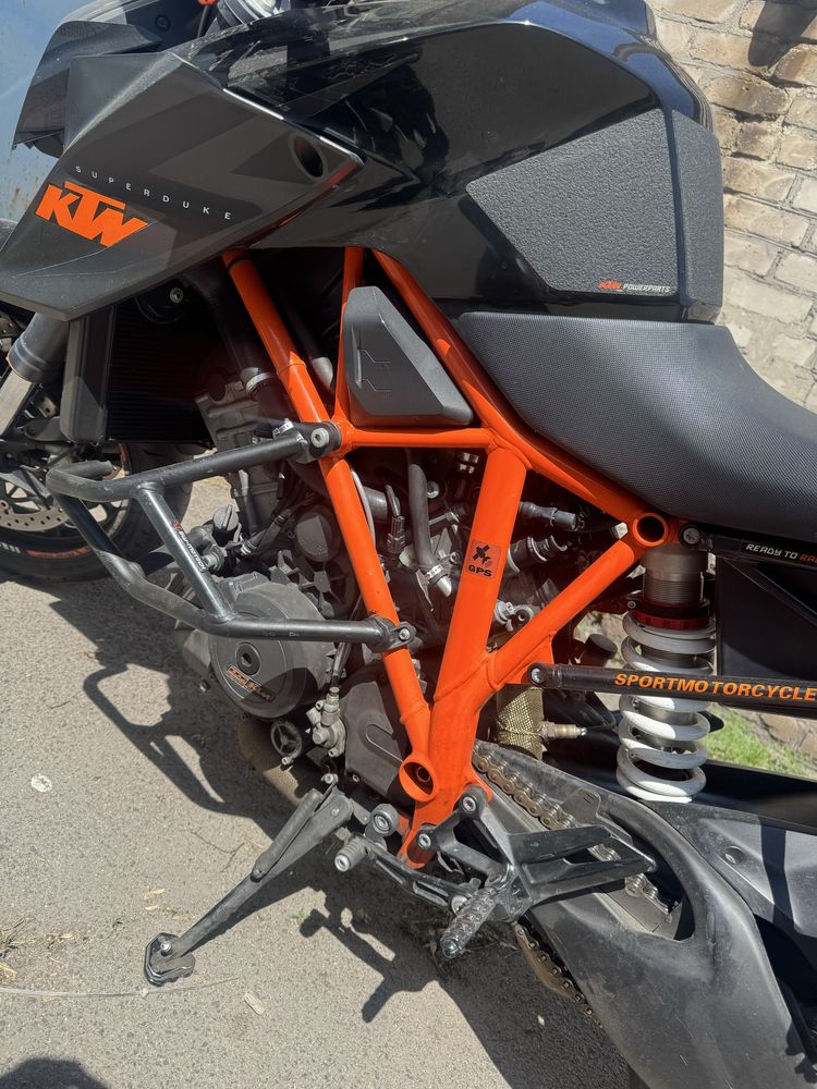 KTM 1290 Super Duke 2014