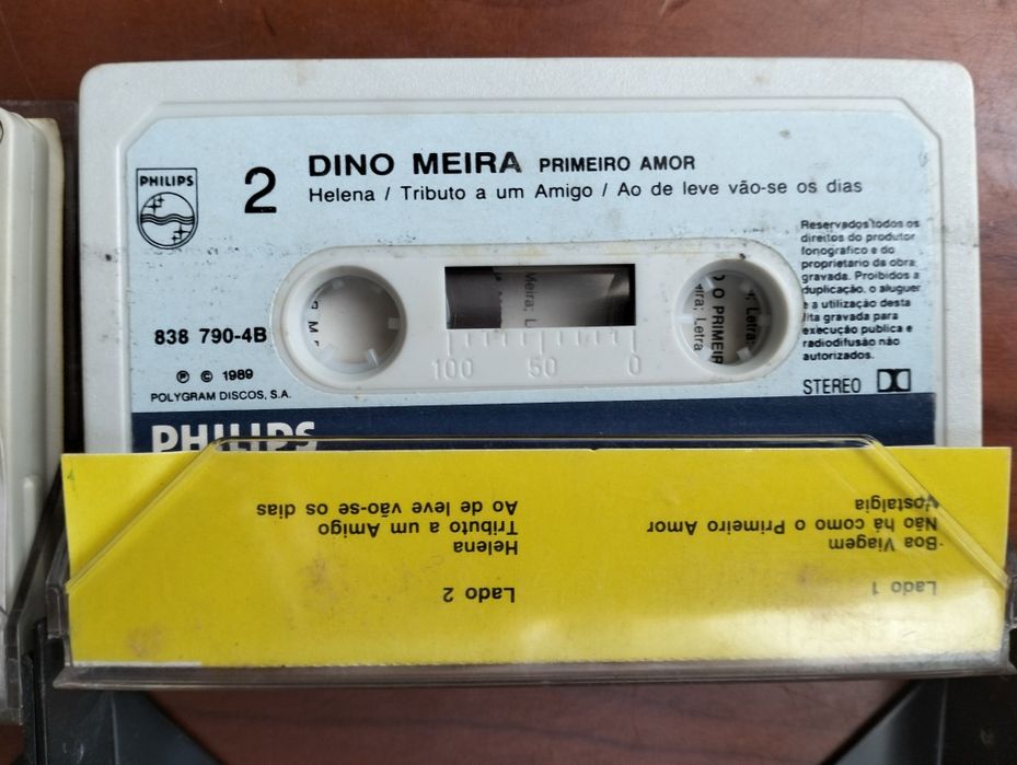 2 antigas cassetes Dino Meira