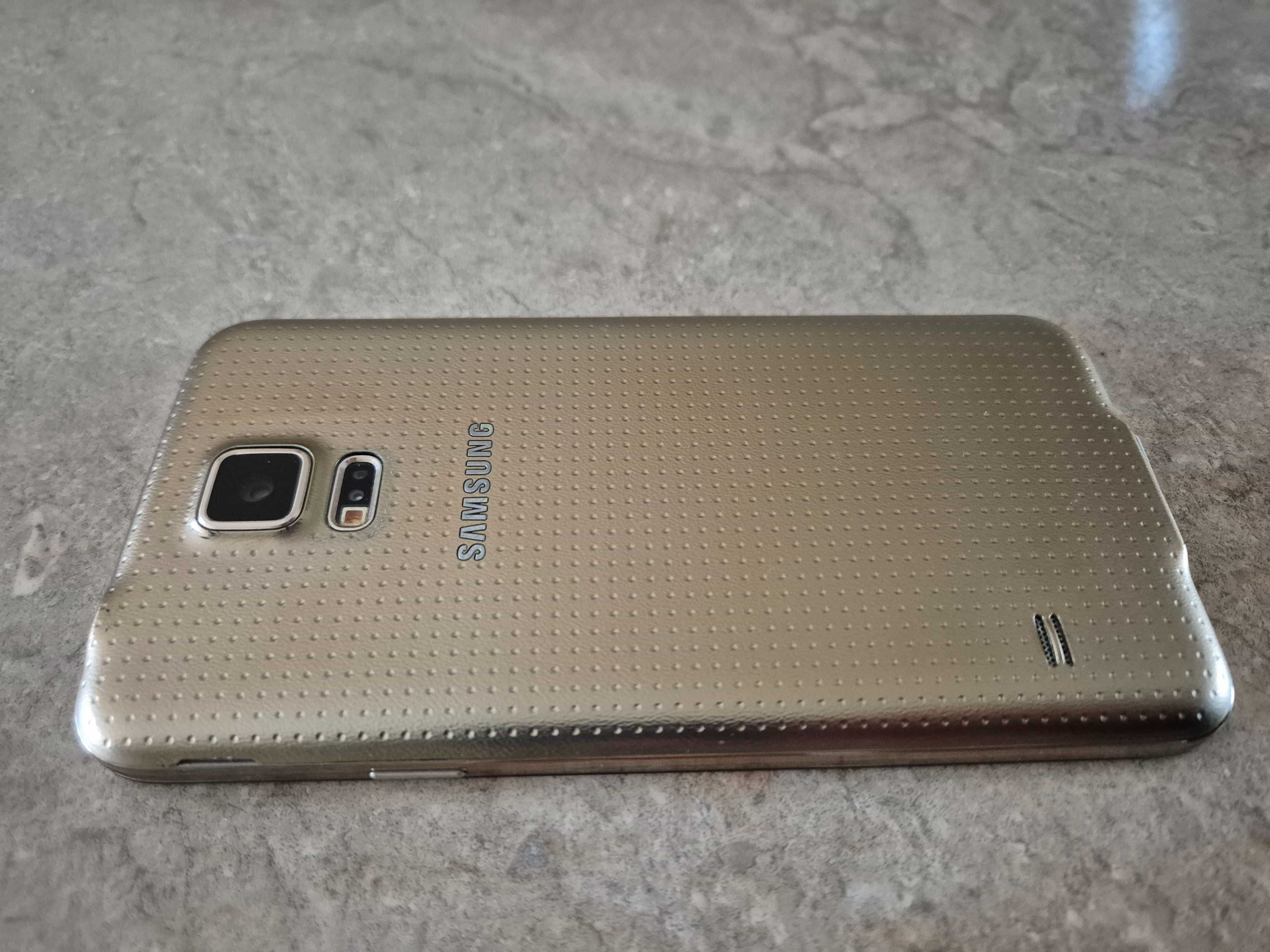 Samsung Galaxy s5 telefon złoty gold