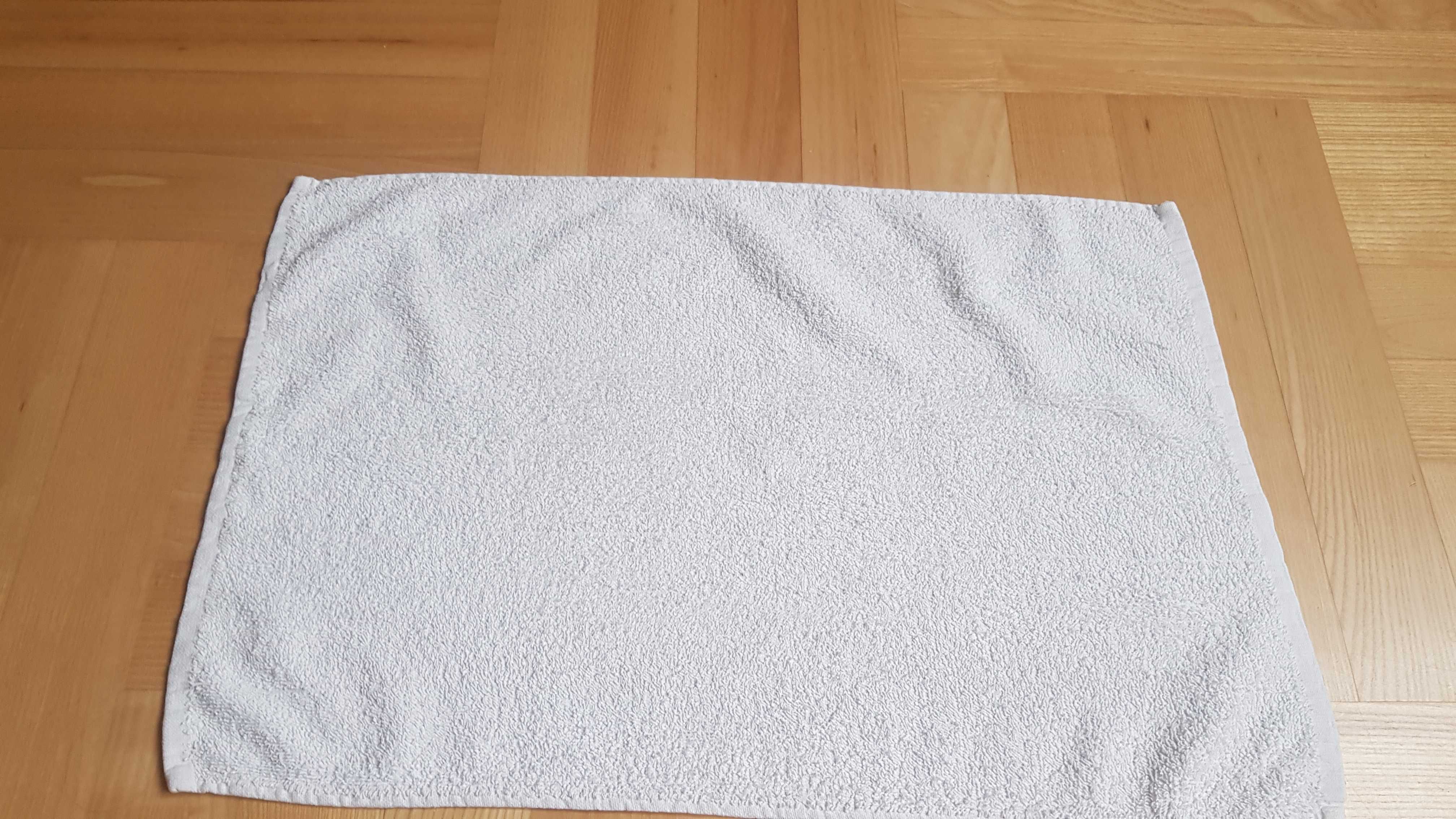 Ręcznik biały frotte 54 cm x 39 cm