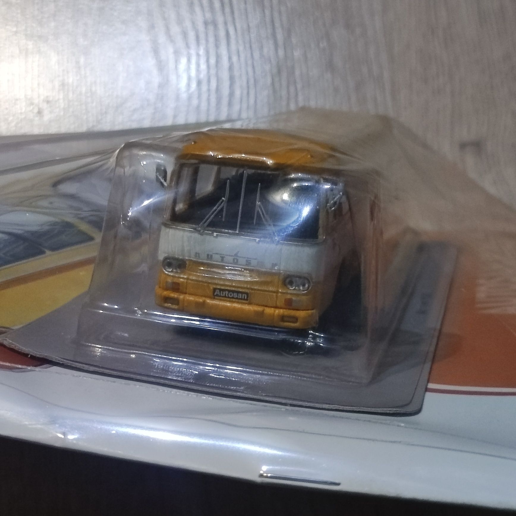 Model Autosan H9-03