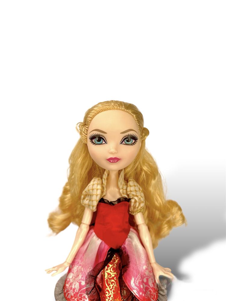 Ever After High Кукла Эппл Уайт Базовая кукла l выпуск