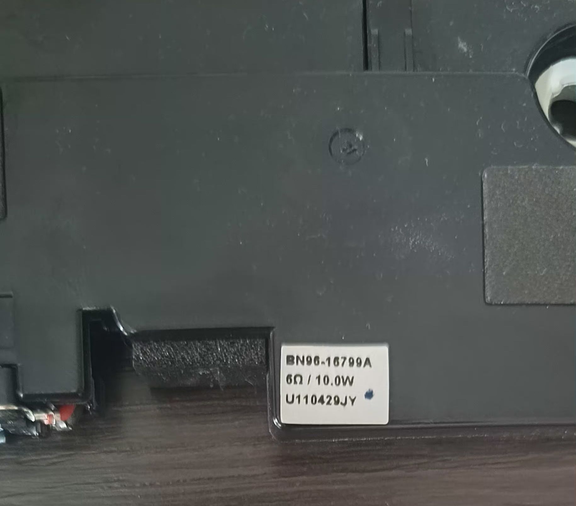 Głośniki do telewizora SAMSUNG model UE32D5500