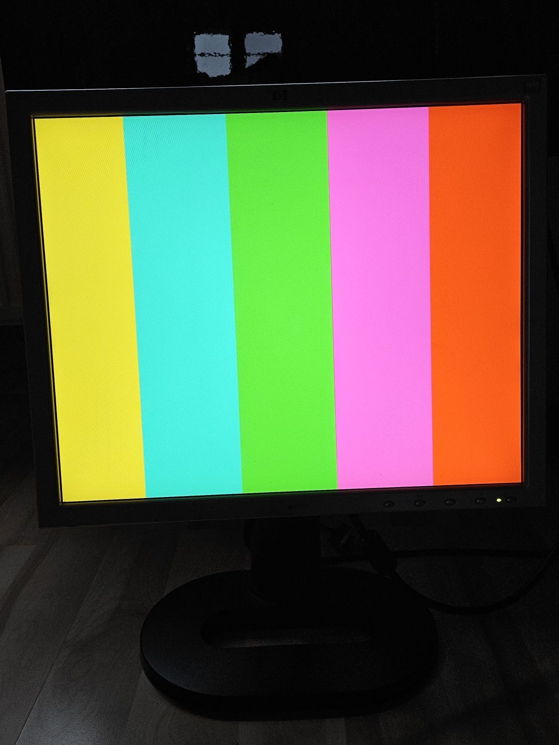 Profesjonalny monitor HP L1925 19"