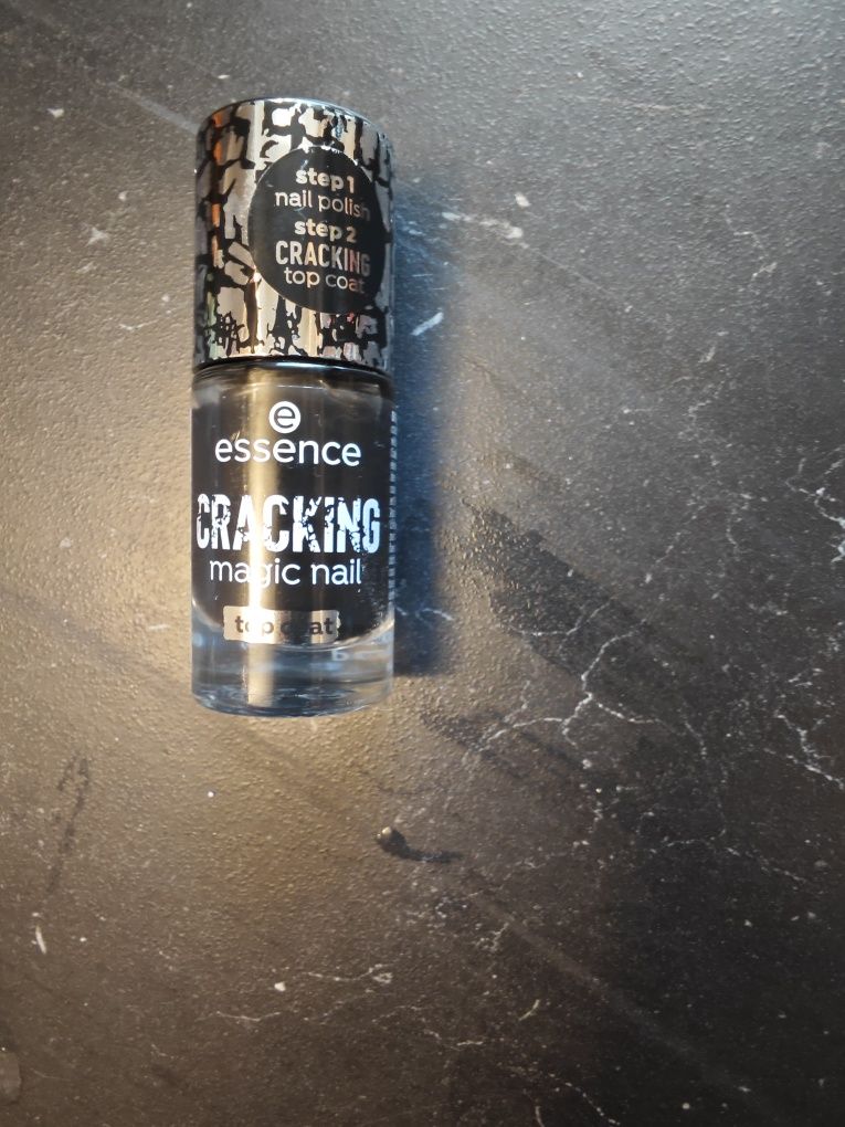 Top coat cracking essence  do paznokci