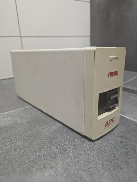 ІБЖ APC back up 300 + акумулятор новий