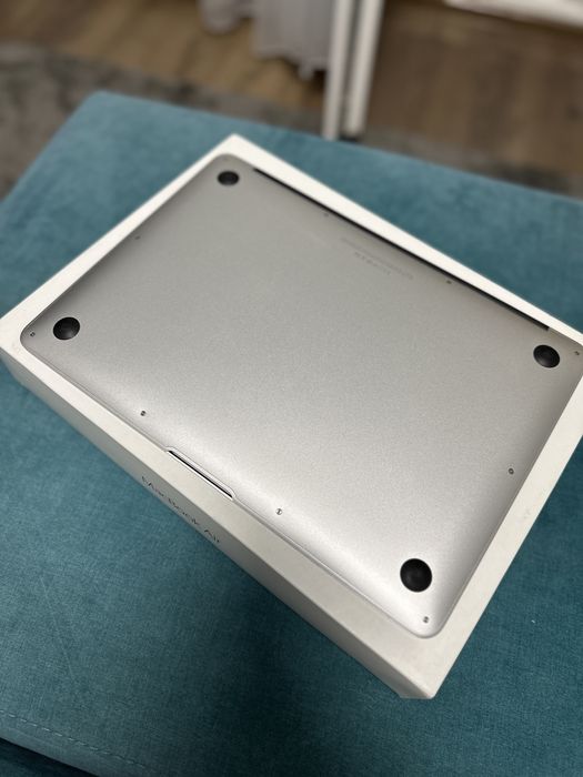 MacBook Air 13 early 2015