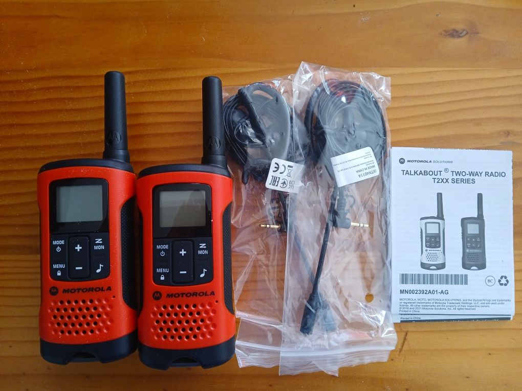 Walkie talkies novos, da marca motorola