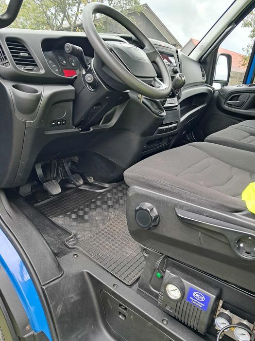 Iveco daily. Wywrotka X3. 3.0 180 koni.