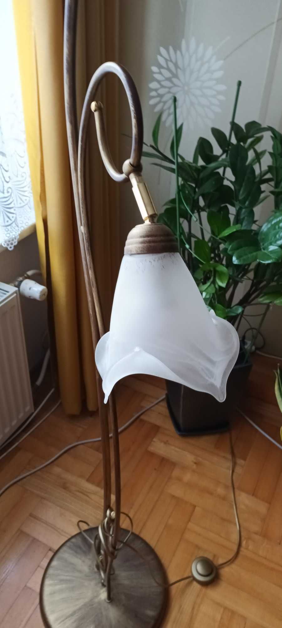 lampa mosiężna z dwoma kloszami